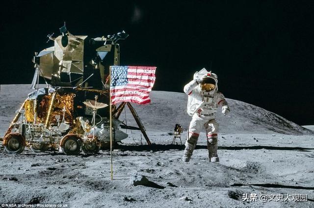 苏联发射了第一艘载人宇宙飞船，为何在登月上输给了美国？